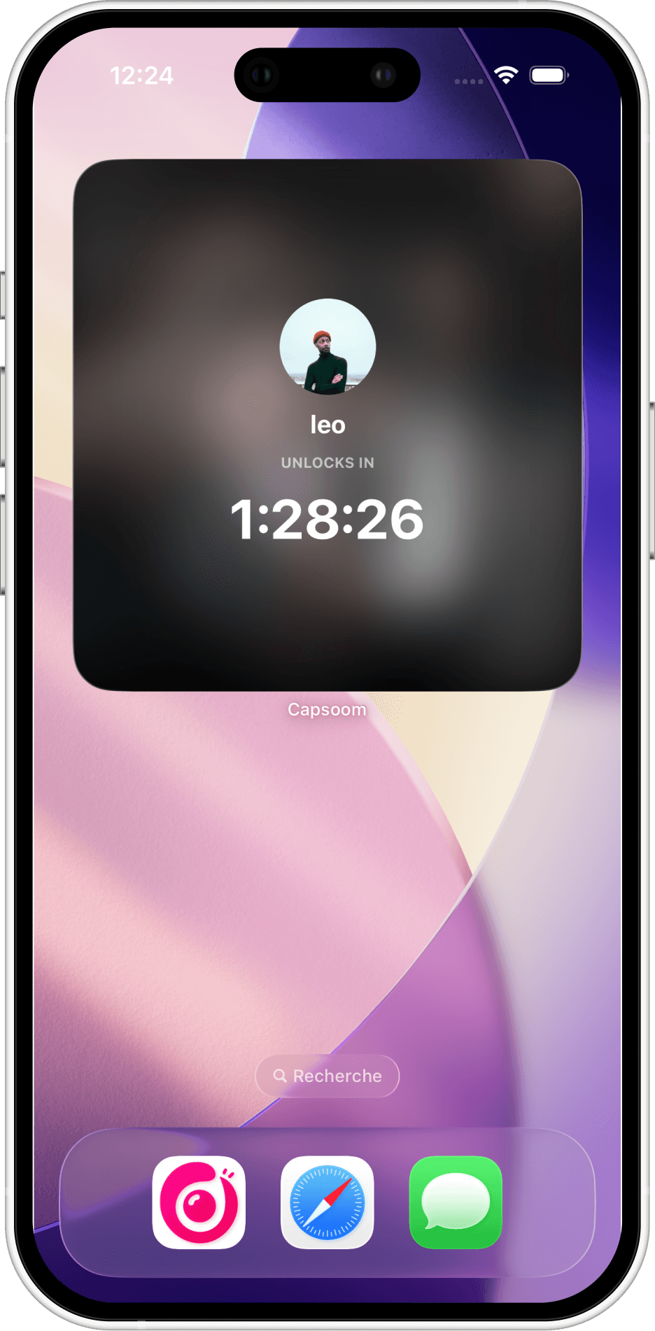 The Capsoom widget on the home screen, counting down to the next caps